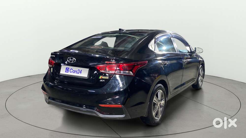Hyundai Verna 1.6 Sx (o) Vtvt, 2018, Petrol