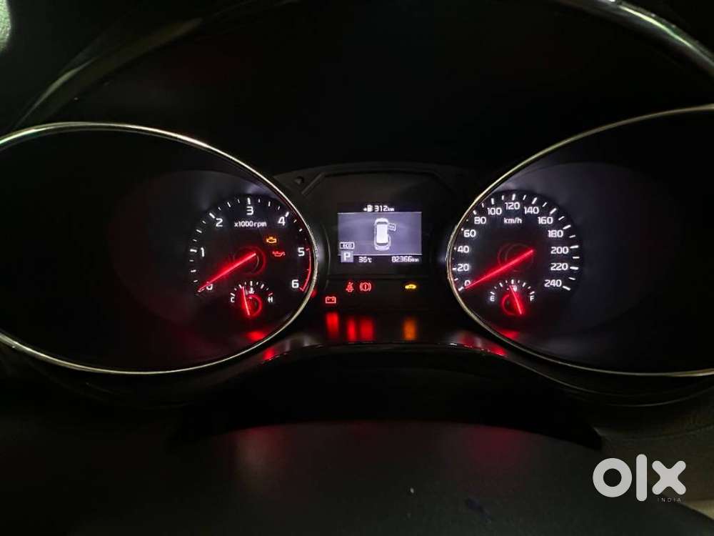 Kia Carnival Prestige, 2022, Diesel