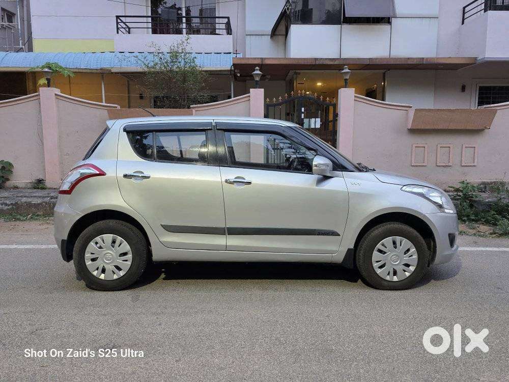 Maruti Suzuki Swift Vxi, 2014, Petrol