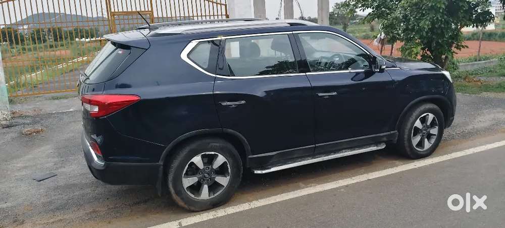 Mahindra Alturas G4 Diesel 2022