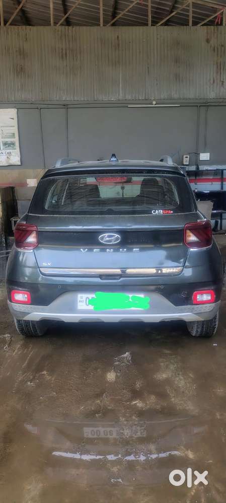 Hyundai Venue 1.5 Crdi Sx (o), 2021