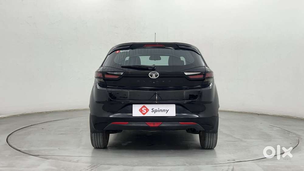 Tata Altroz 1.5 Xz Plus Diesel Dark Edition, 2023, Diesel