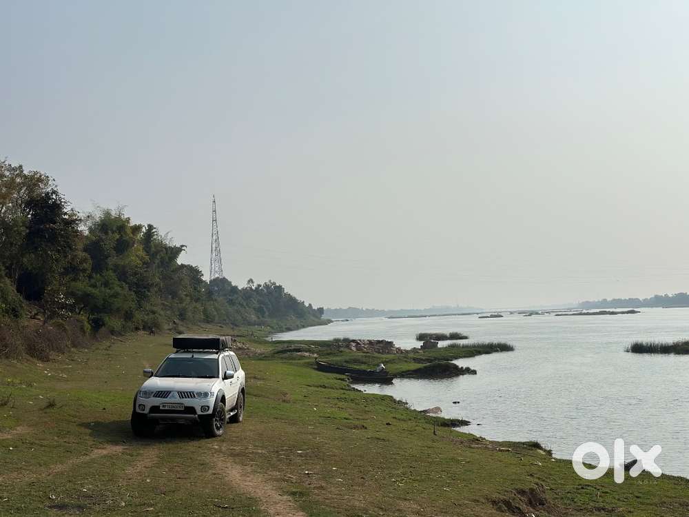 Well Maintained Pajero Sport 2012 Vip Number 0009