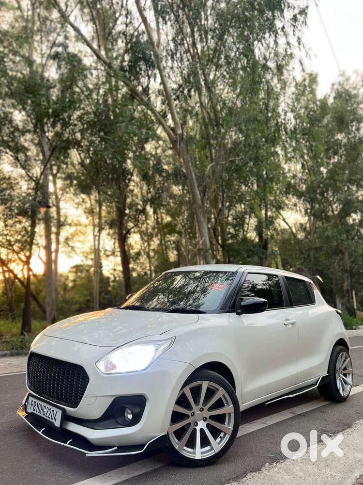 Maruti Suzuki Swift Vxi Ags, 2019, Petrol