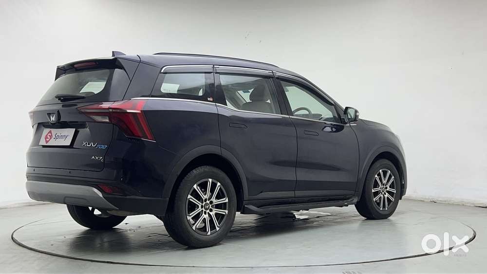 Mahindra Xuv700 2.0 Ax 7 Petrol At Str, 2023, Petrol