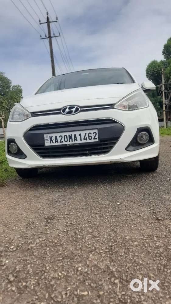 Hyundai Xcent 2015 Lady Driven Excellent Condition