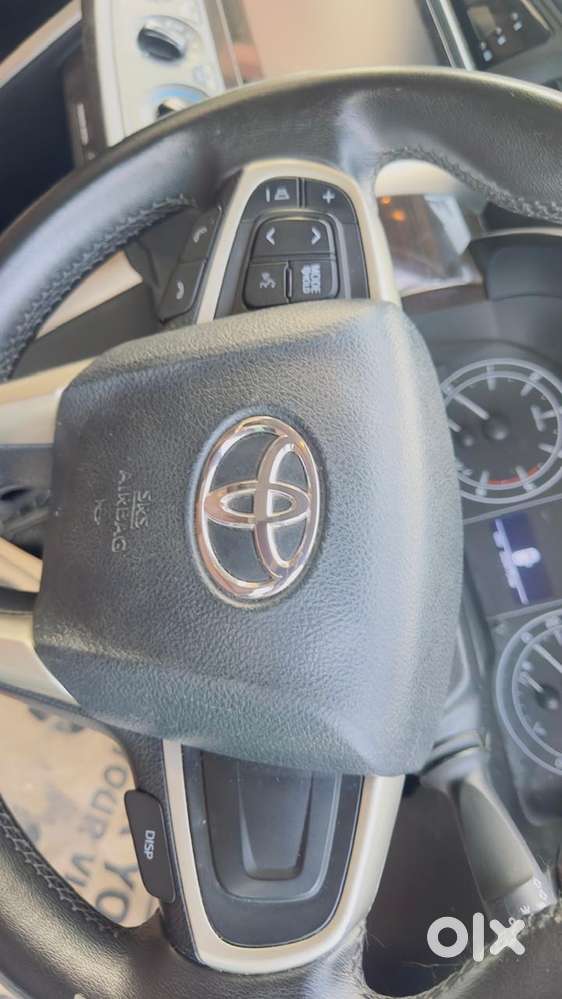 Toyota Innova Crysta 2.4 G Mt, 2023, Diesel