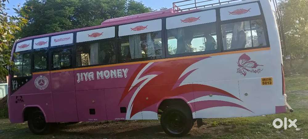 Eicher Bus Ac 33setar Hai 2016 Model Hai