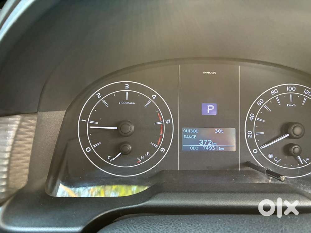 Toyota Innova Crysta Auto Diesel 2.8g 2019 Vvip Number - 75000 Kms