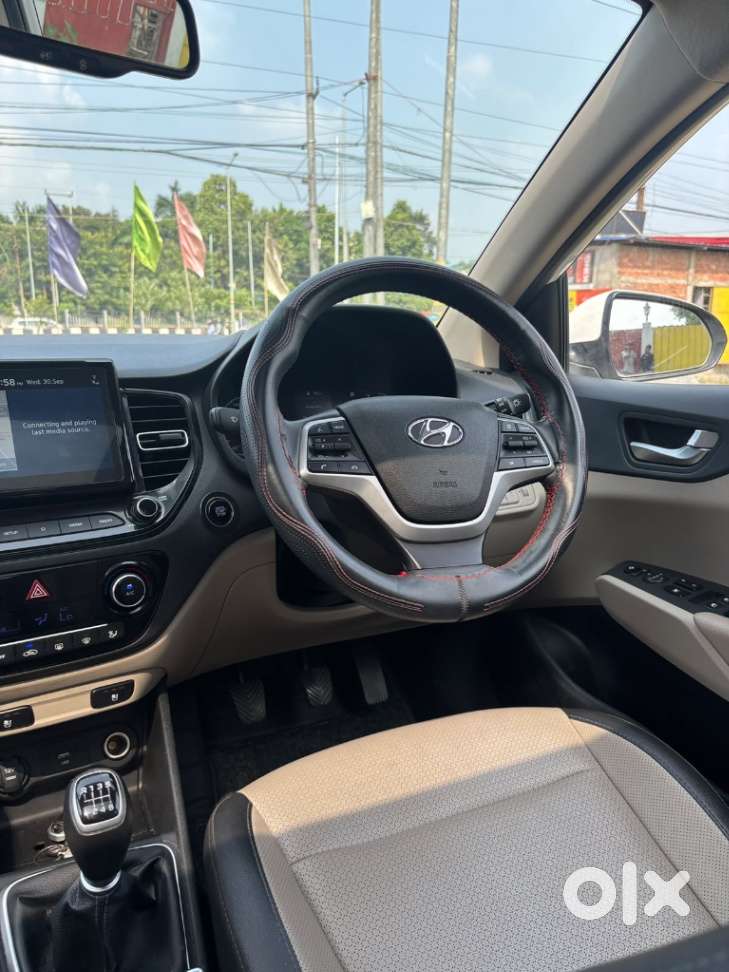 Hyundai Verna 1.5 Mpi Mt Sx (o), 2022, Petrol