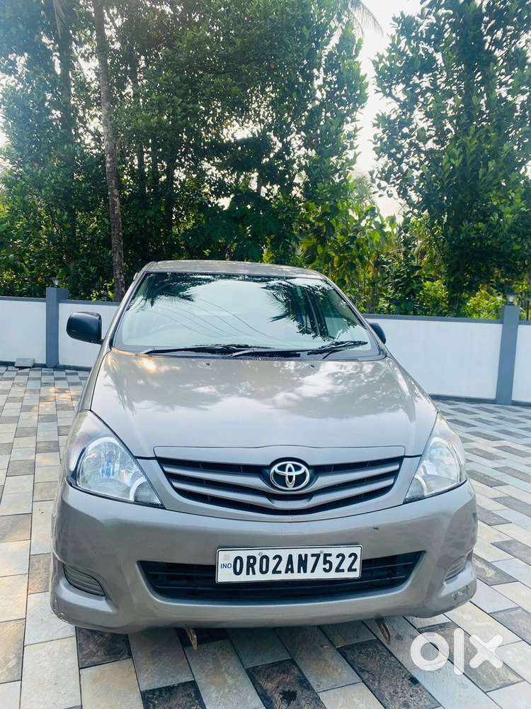 Toyota Innova Hybrid 2007 Year