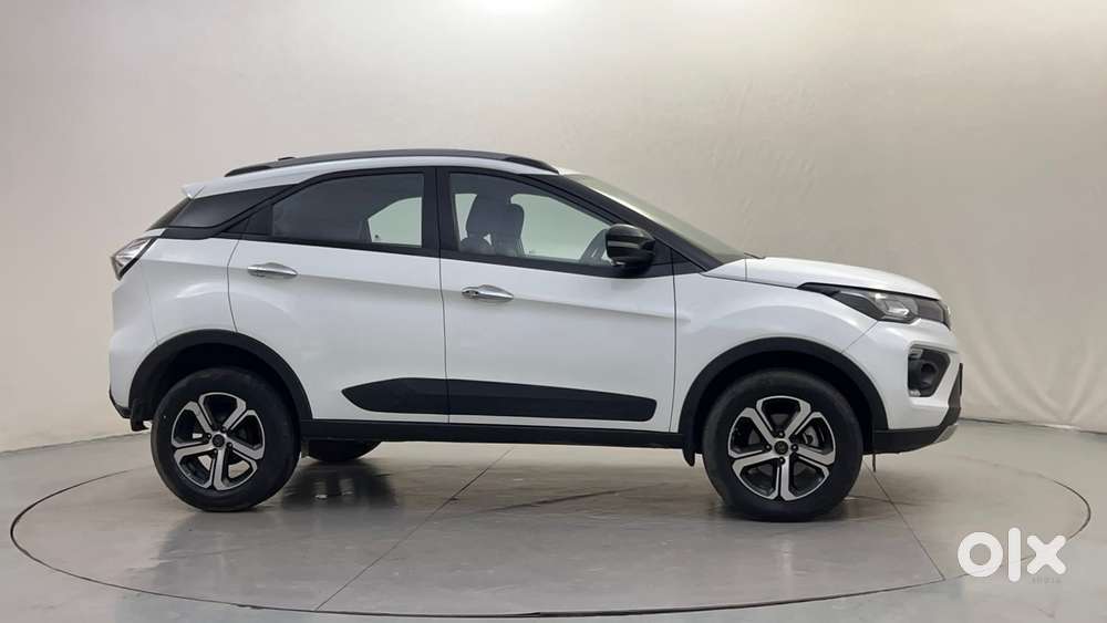Tata Nexon 1.2 Revotron Xza Plus, 2022, Petrol