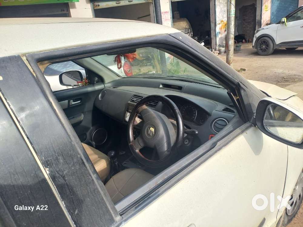 Swift Dezire 2011 Modal