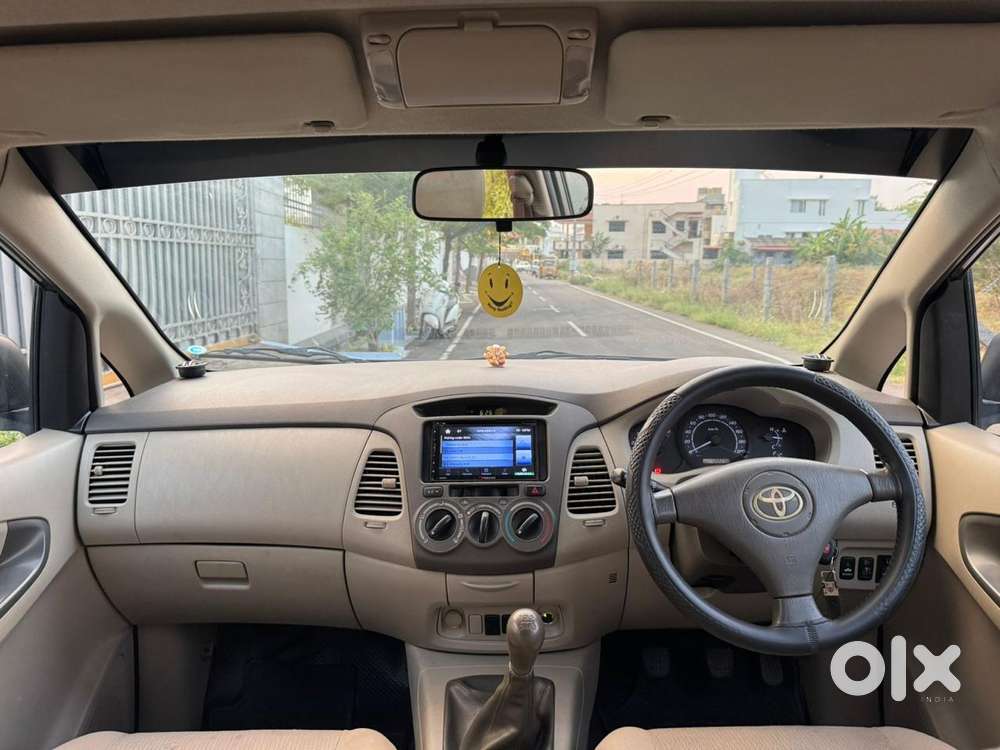 Toyota Innova 2.5 Gx 7 Str Bs-iii, 2011, Diesel