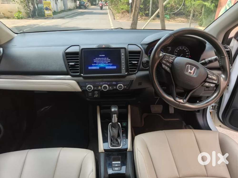 Honda City Zx, 2023, Petrol