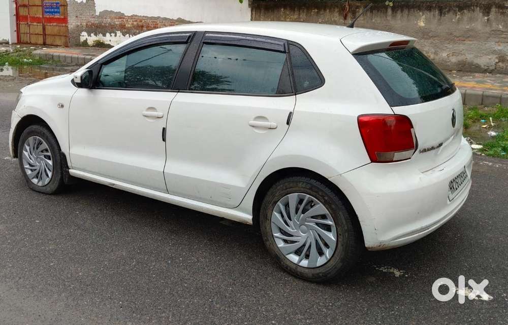 Volkswagen Polo Petrol Comfortline 1.2l, 2014, Cng & Hybrids