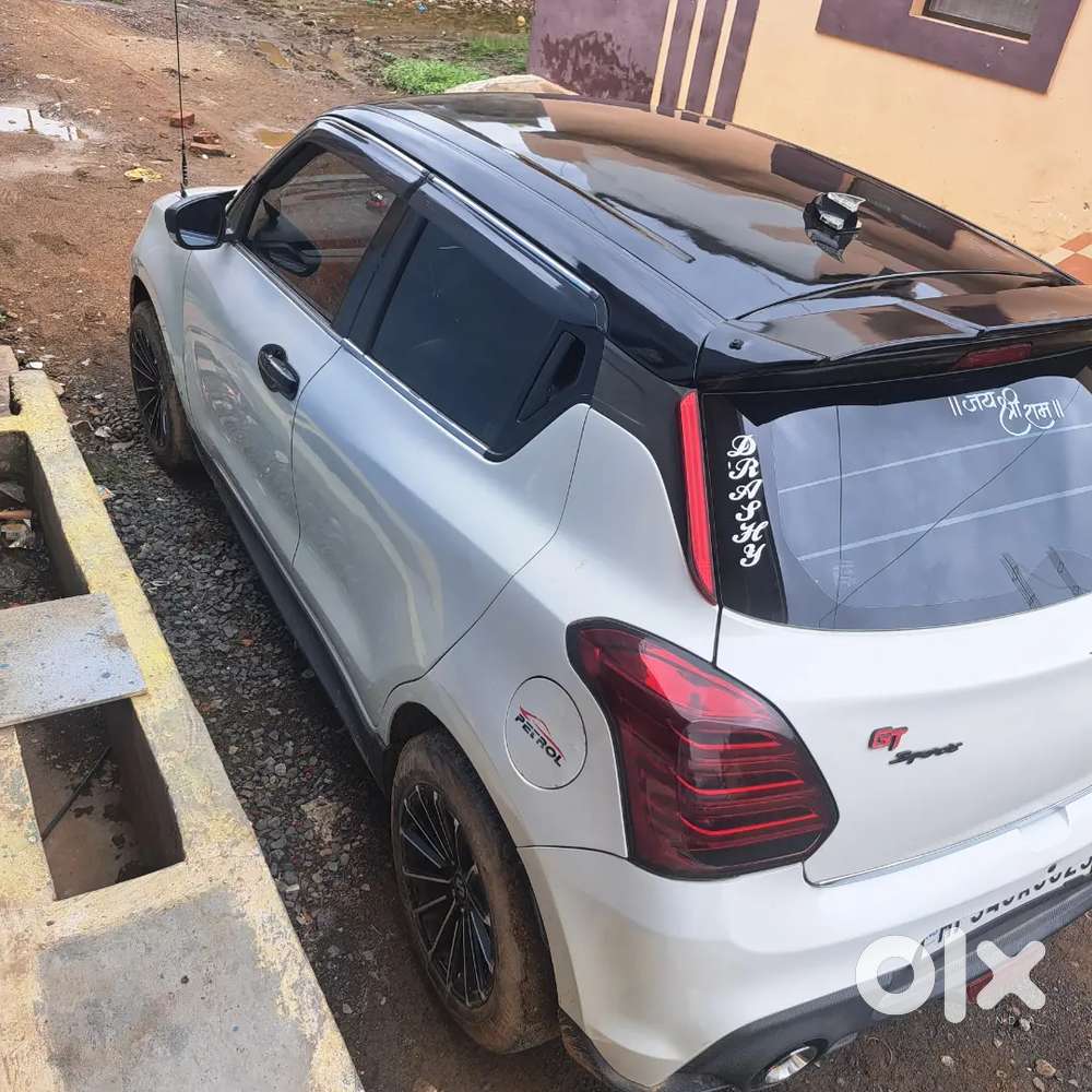 Maruti Suzuki Swift Petrol 2022