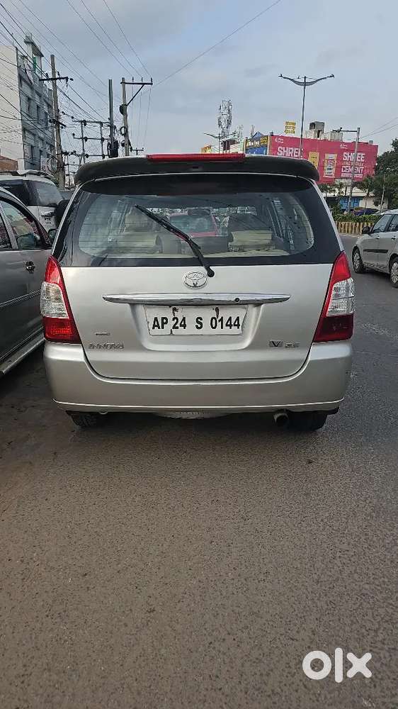 Toyota Innova 2008 Diesel Car