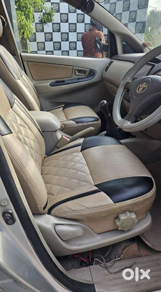 Toyota Innova 2.5 G (diesel) 7 Seater, 2010, Diesel