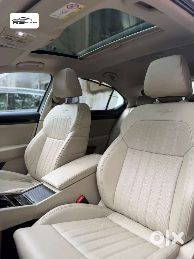 Skoda Superb 2.0 L&k Tsi At, 2019, Petrol