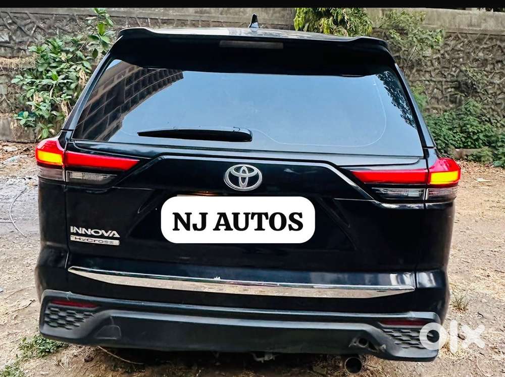 Toyota Innova Hycross 2.0 Gx 8 Str, 2022, Petrol