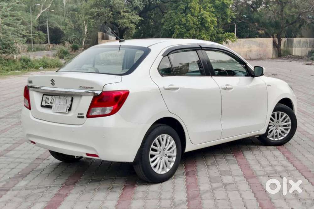 Maruti Suzuki Dzire 1.2 Zxi Amt, 2017, Petrol