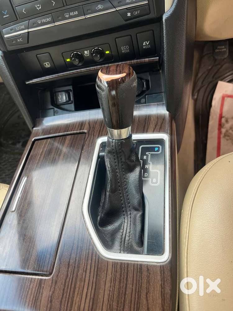 Toyota Camry 2.5 Hybrid, 2017, Petrol