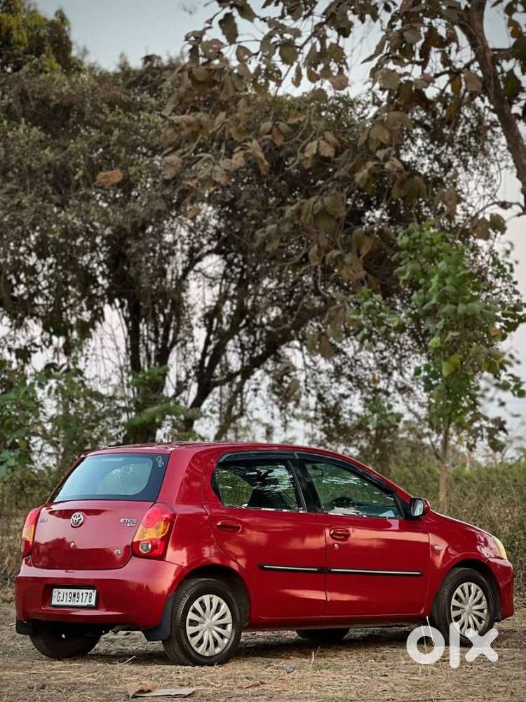 Toyota Etios Liva 2011-2012 G, 2012, Cng & Hybrids