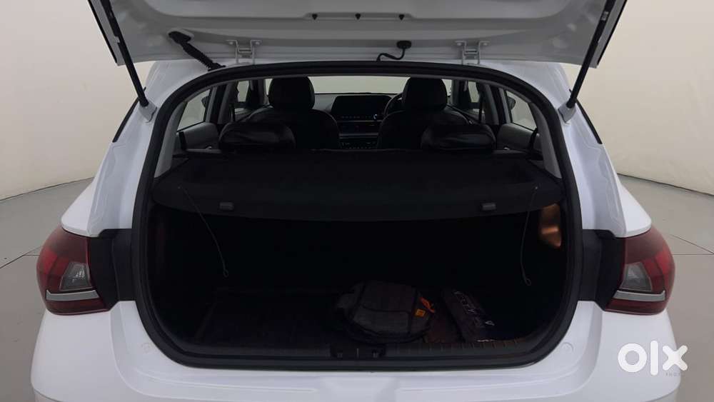 Hyundai New I20 1.2 Asta (o) Ivt, 2025, Petrol