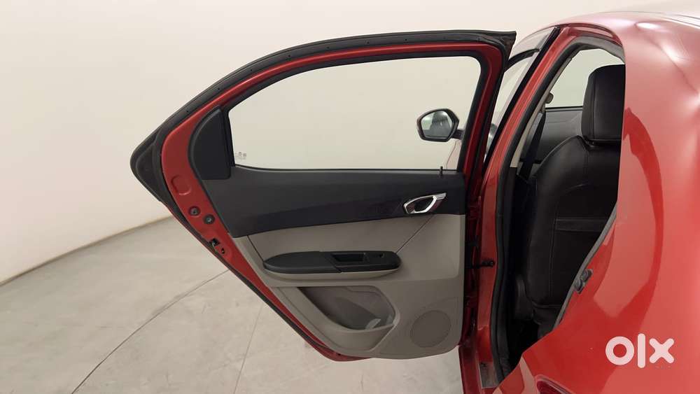 Tata Tiago Xz, 2018, Petrol