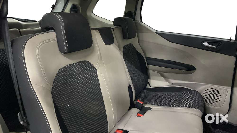 Renault Triber Rxz, 2021, Petrol