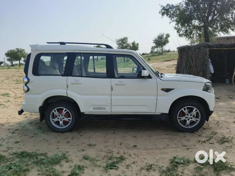 Mahindra Scorpio 2017