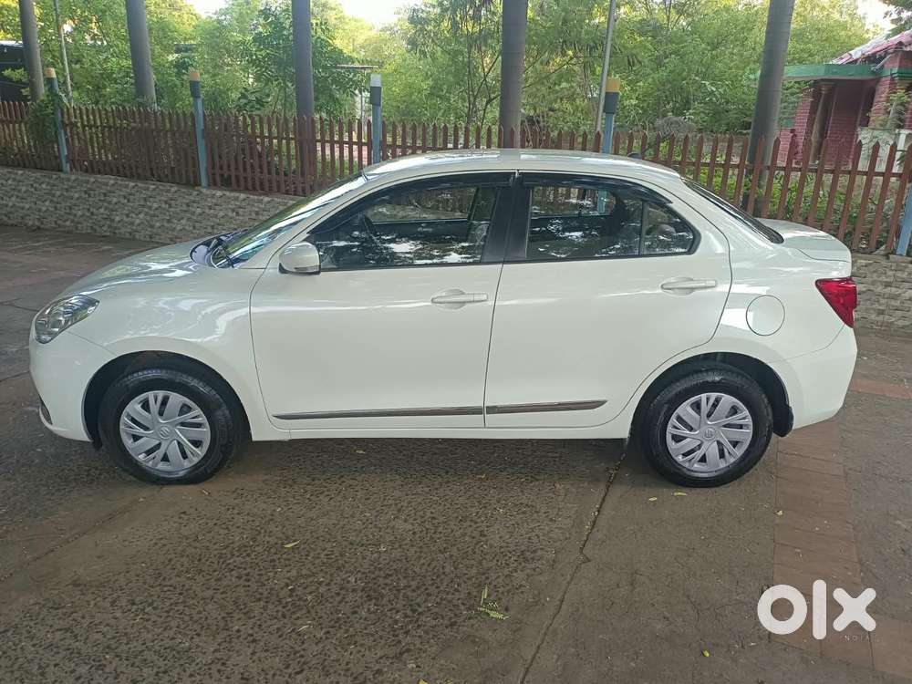 Maruti Suzuki Swift Dzire Vxi Optional, 2022, Petrol
