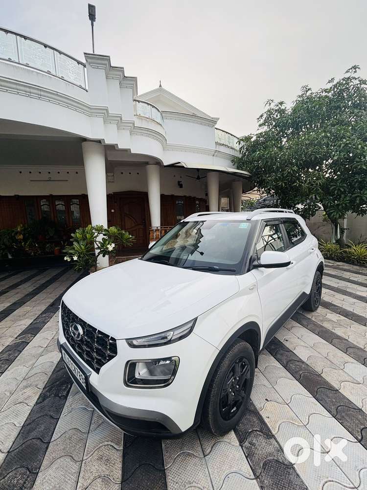 Hyundai Venue S 1.2 Petrol, 2019, Petrol