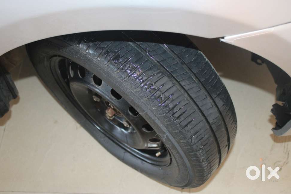 Toyota Etios 2010-2012 G, 2011, Petrol