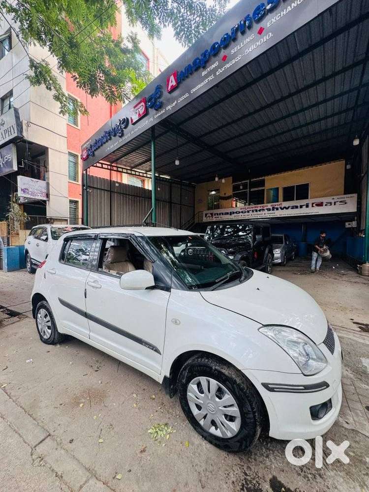 Maruti Suzuki Swift Vxi 1.2 Abs Bs-iv, 2009, Petrol