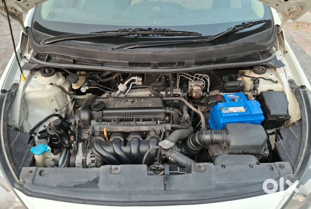 Hyundai Verna 1.6 Sx Vtvt, 2013, Petrol