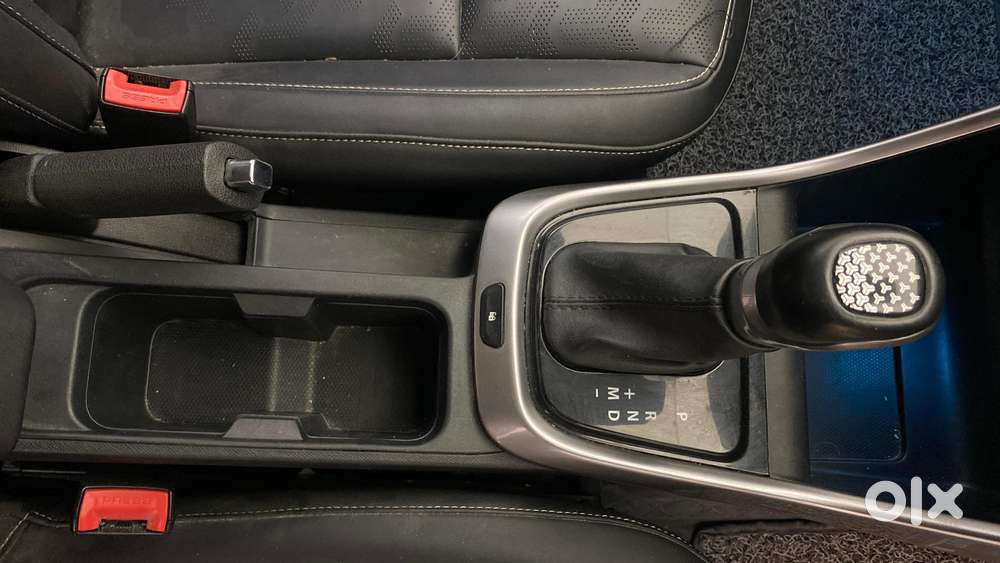 Tata Altroz 1.2 Xza Plus, 2022, Petrol