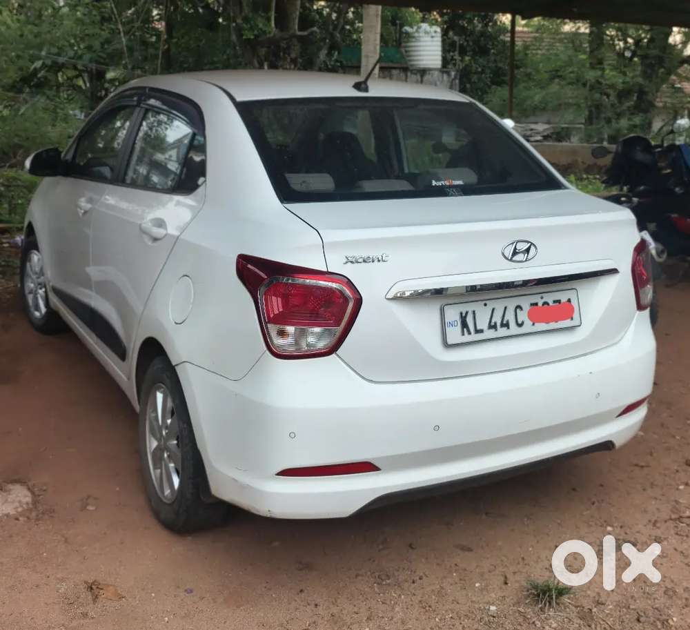 Hyundai Xcent Vtvt S(0)bsiv2014 Model