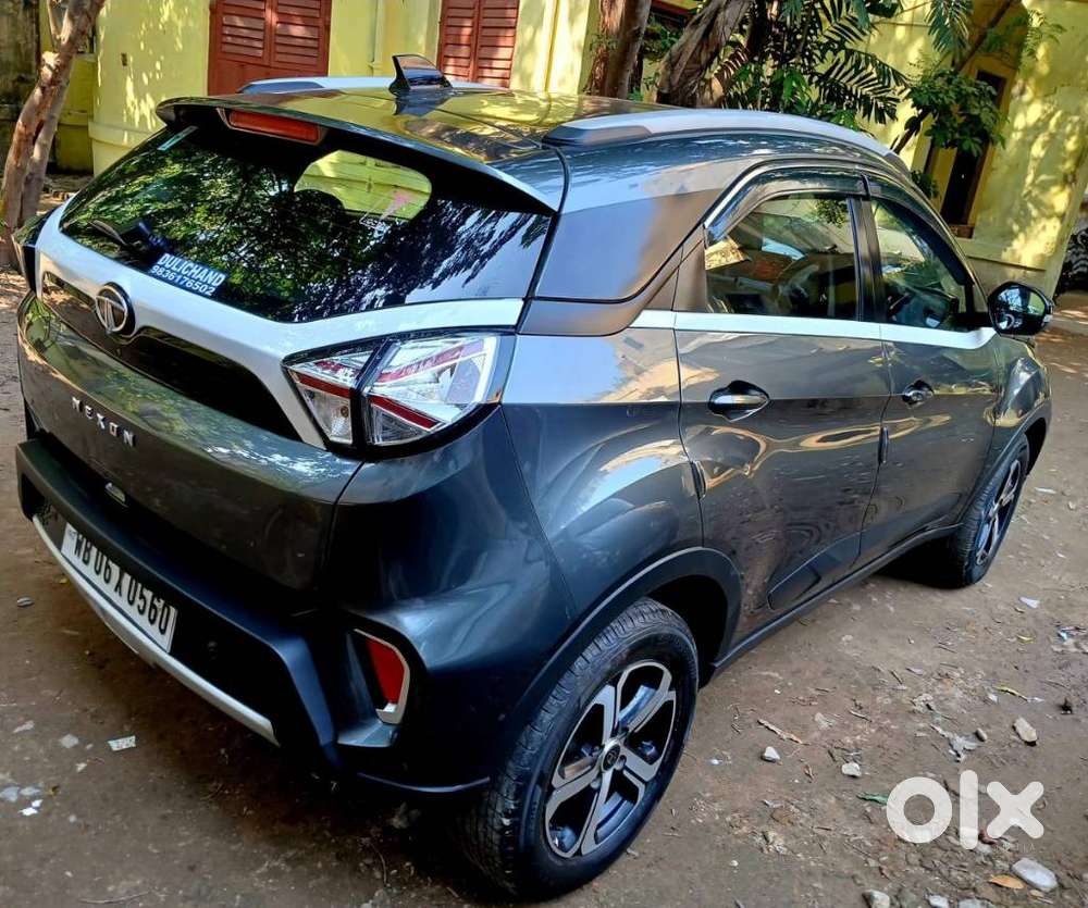 Tata Nexon 1.2 Revotron Xza Plus (o) Amt, 2022, Petrol