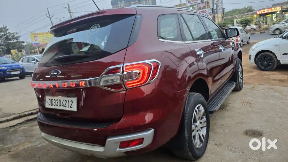 Ford Endeavour 2.2at Panaromic Sunroof 2018