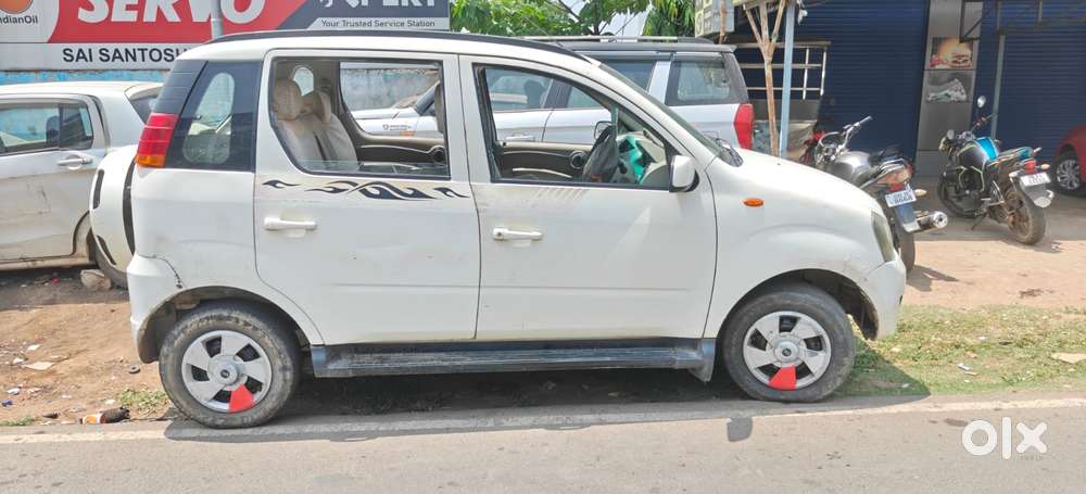 Mahindra Quanto C8, 2015, Diesel