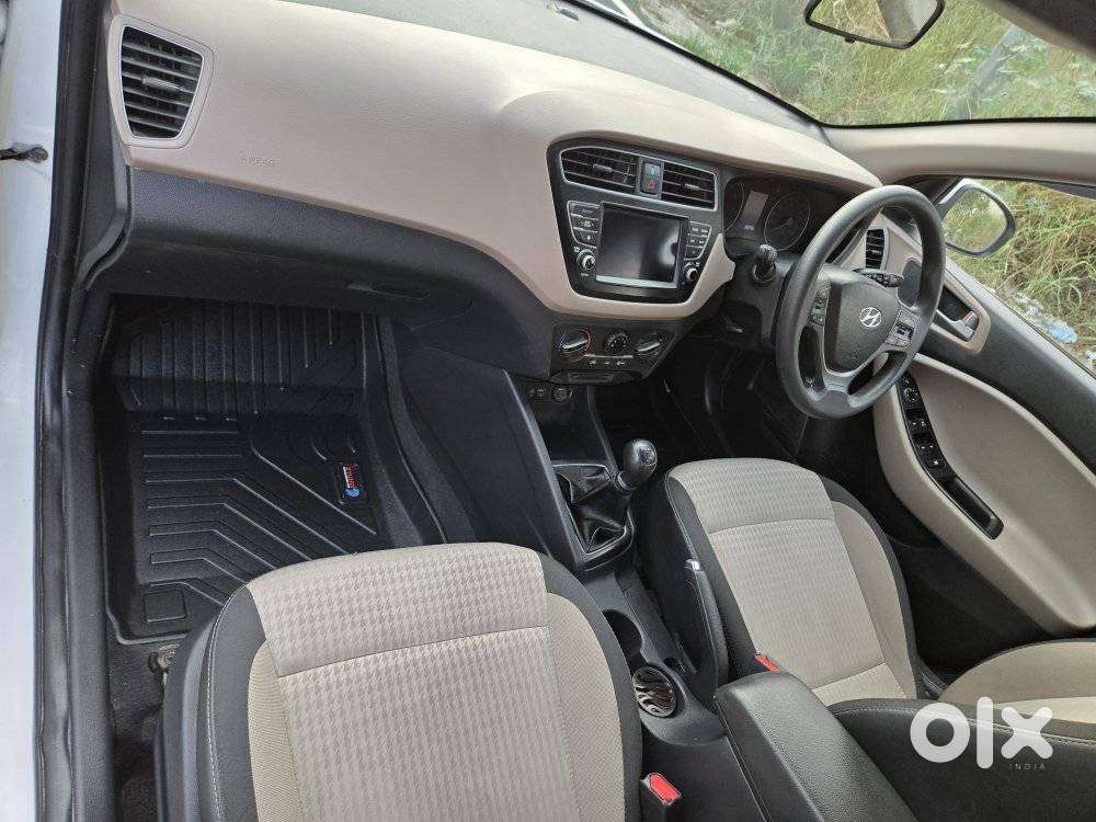 Hyundai Elite I20 Sportz (o) 1.2, 2020, Petrol