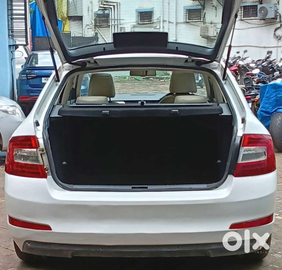 Skoda Octavia Elegance 2.0 Tdi At, 2014, Diesel