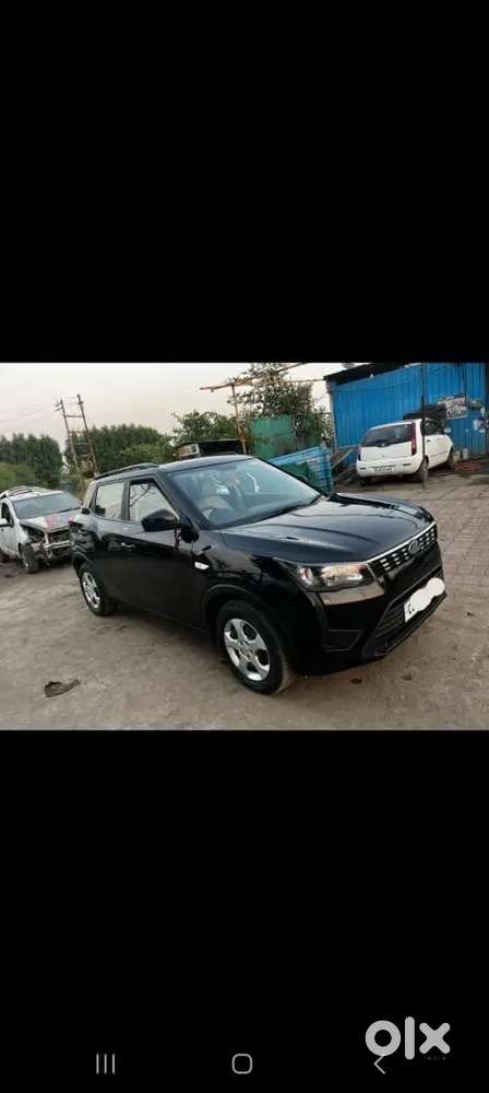 Mahindra Xuv300 2022 Diesel 64800 Km Driven