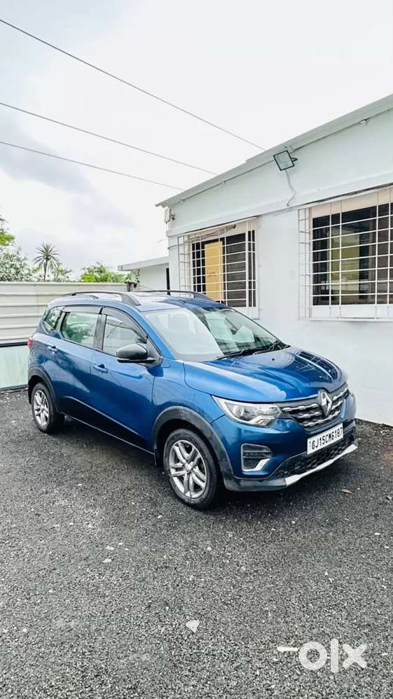 Renault Triber Rxz, 2022, Petrol