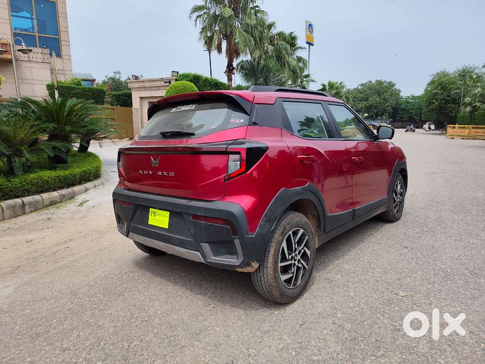 Mahindra Xuv 3xo Ax5l 1.2 Petrol At, 2026