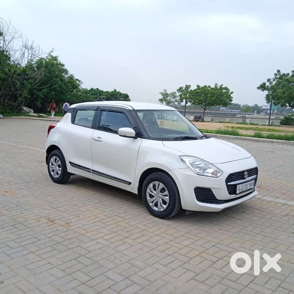 Maruti Suzuki Swift Vxi, 2022, Petrol