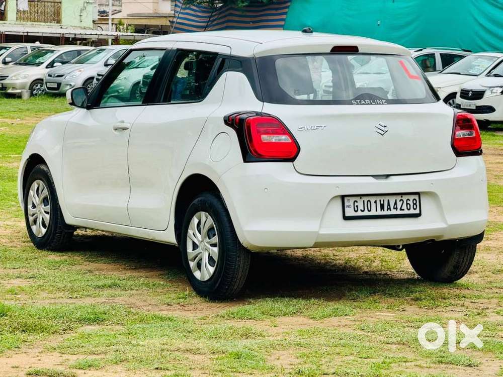 Maruti Suzuki Swift Vxi + Manual, 2021, Petrol