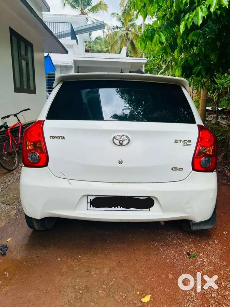 Toyota Etios 2012 Diesel 250000 Km Driven